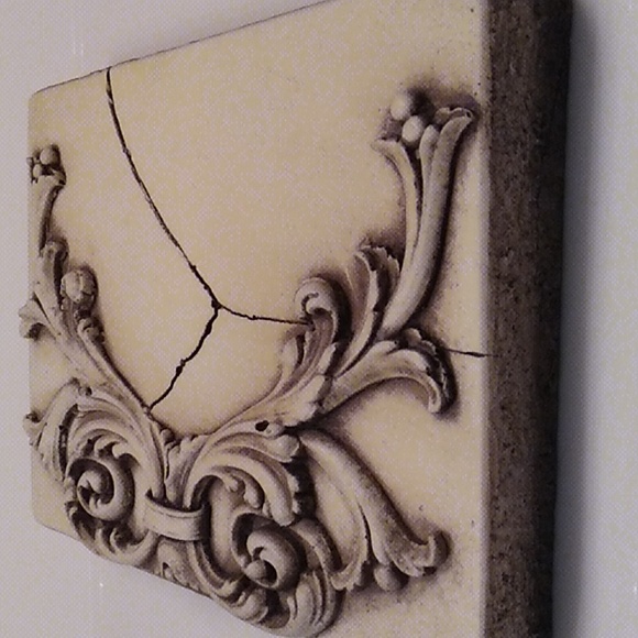 HOJAS *Signed bisque,  Atlantis Tile, like Sid Dickens. *Rare & Retired wall art - Picture 4 of 6